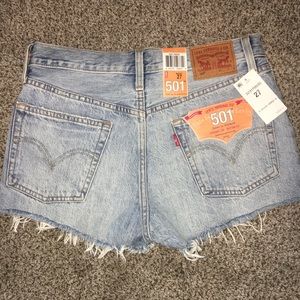 Levi shorts brand new